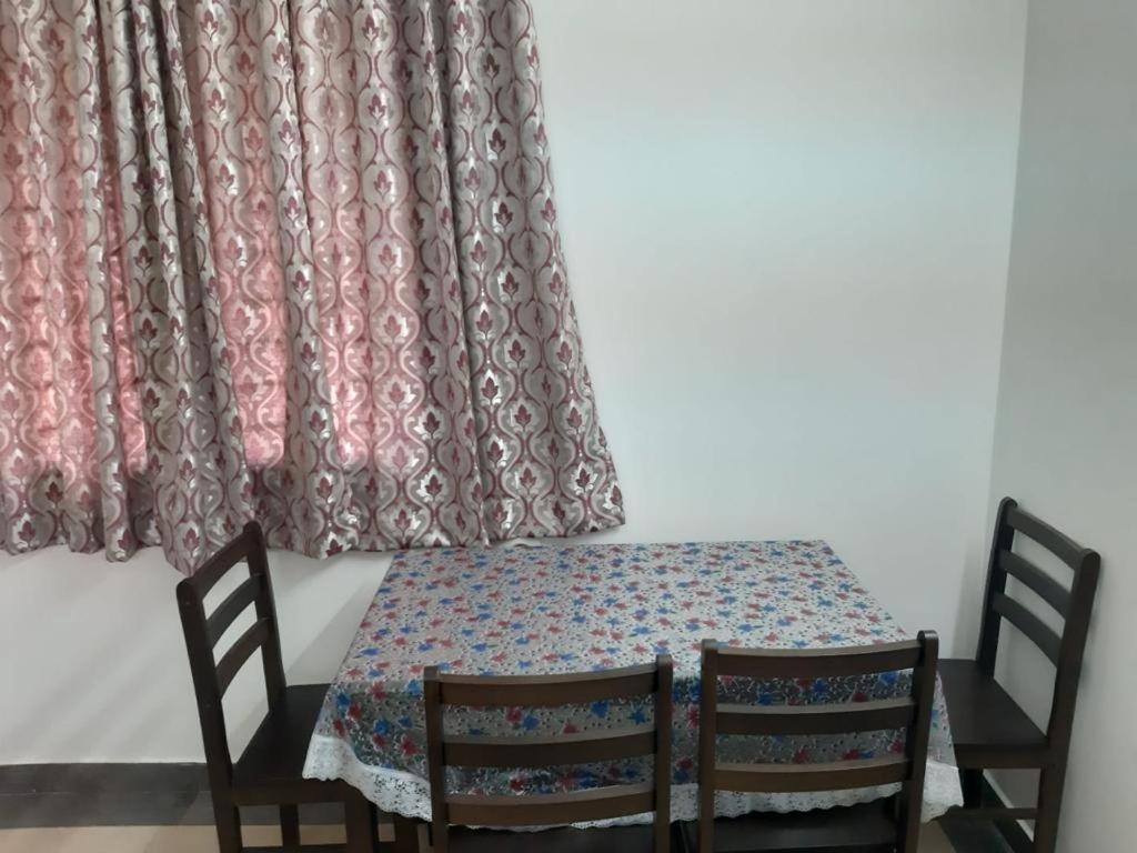 Barefootbay - Villa With Private Beach Access شيناي المظهر الخارجي الصورة
